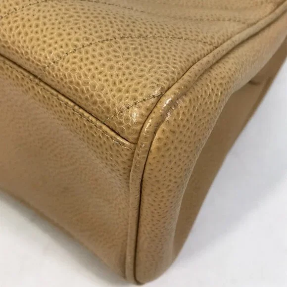 CHANEL Vintage Cream Caviar Leather Tote Bag - Picture 6 of 16